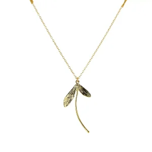 Collier Fly