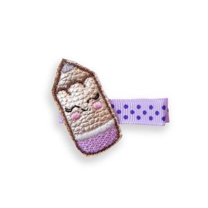 Barrette crayon rentrée – Brodée sur simili cuir anti-glisse