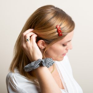 Barrette résine mini vagues bordeaux et d’or