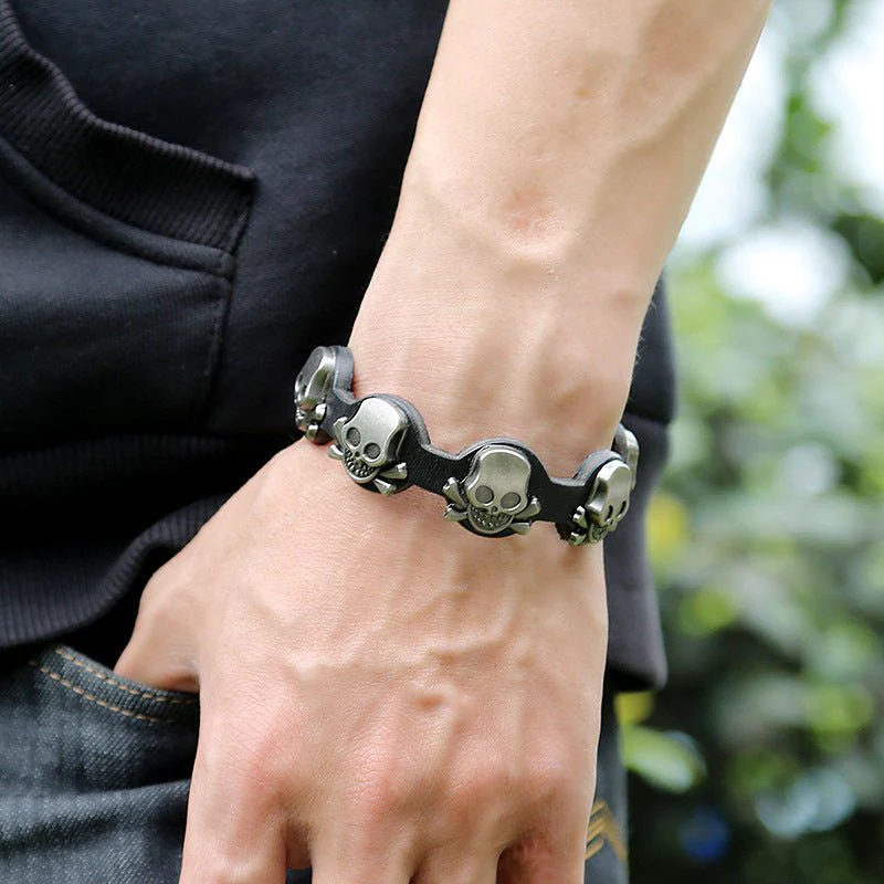 Bracelet en cuir, motif têtes de mort, pour homme, modèle Lioran – Image 2