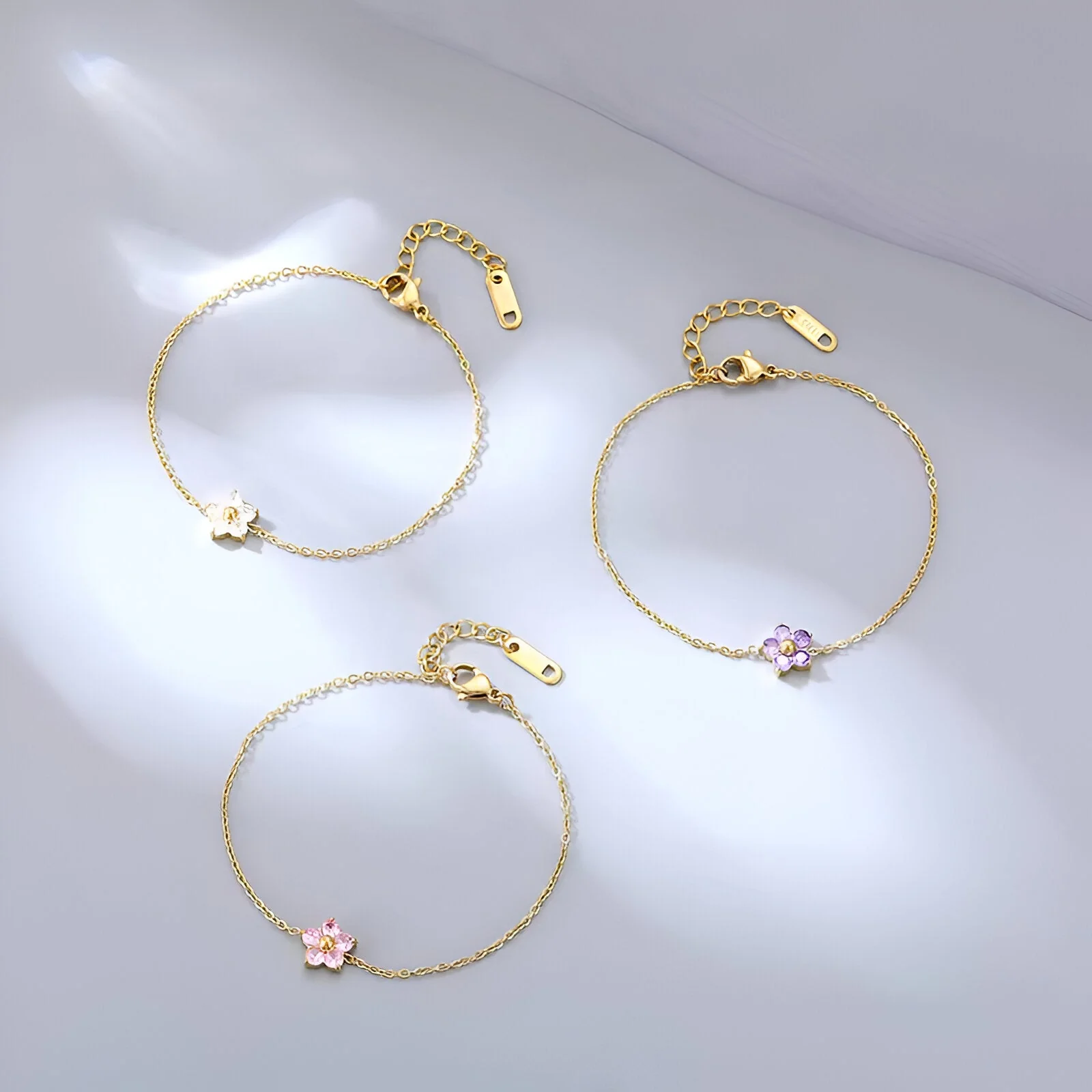 Bracelet fleur colorée, en acier inoxydable, pour femme, modèle Nyla – Image 3