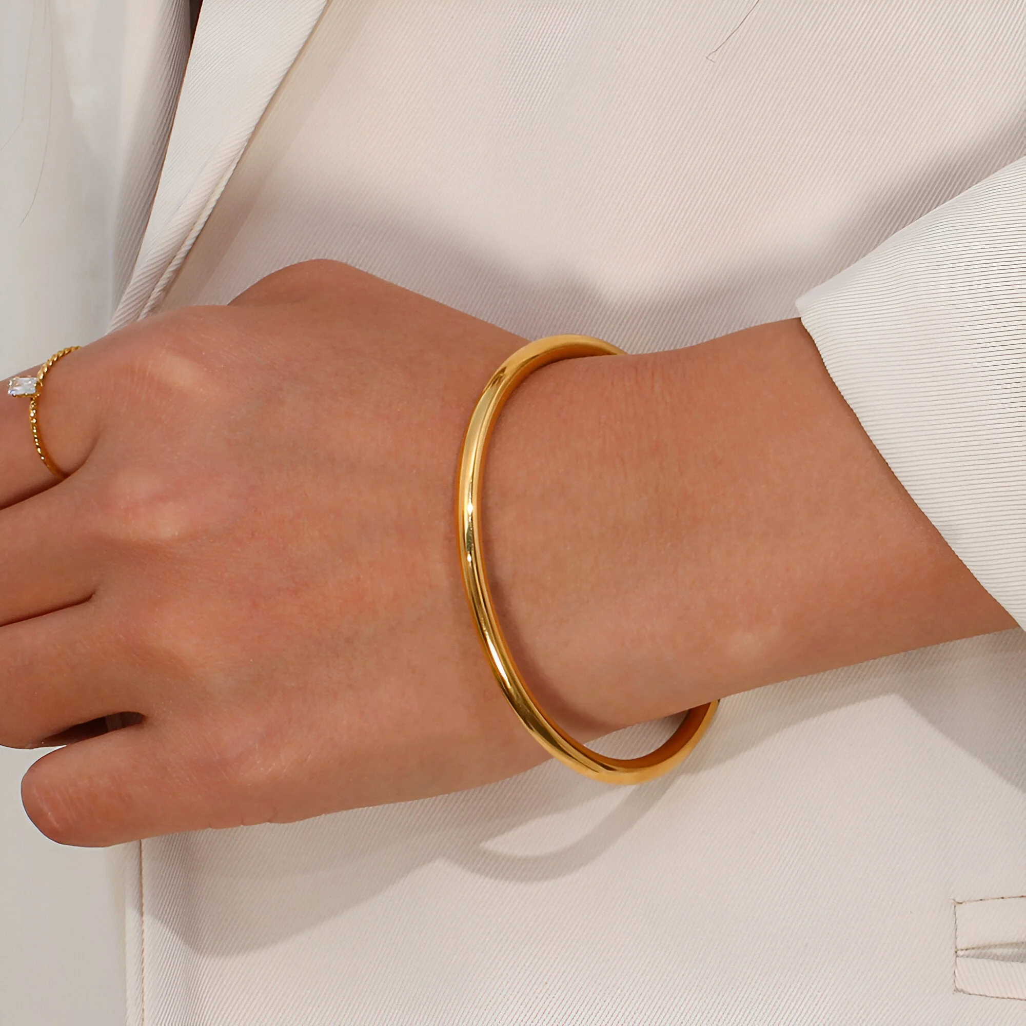 Bracelet jonc en acier inoxydable, stylé épuré, modèle Kaya – Image 3