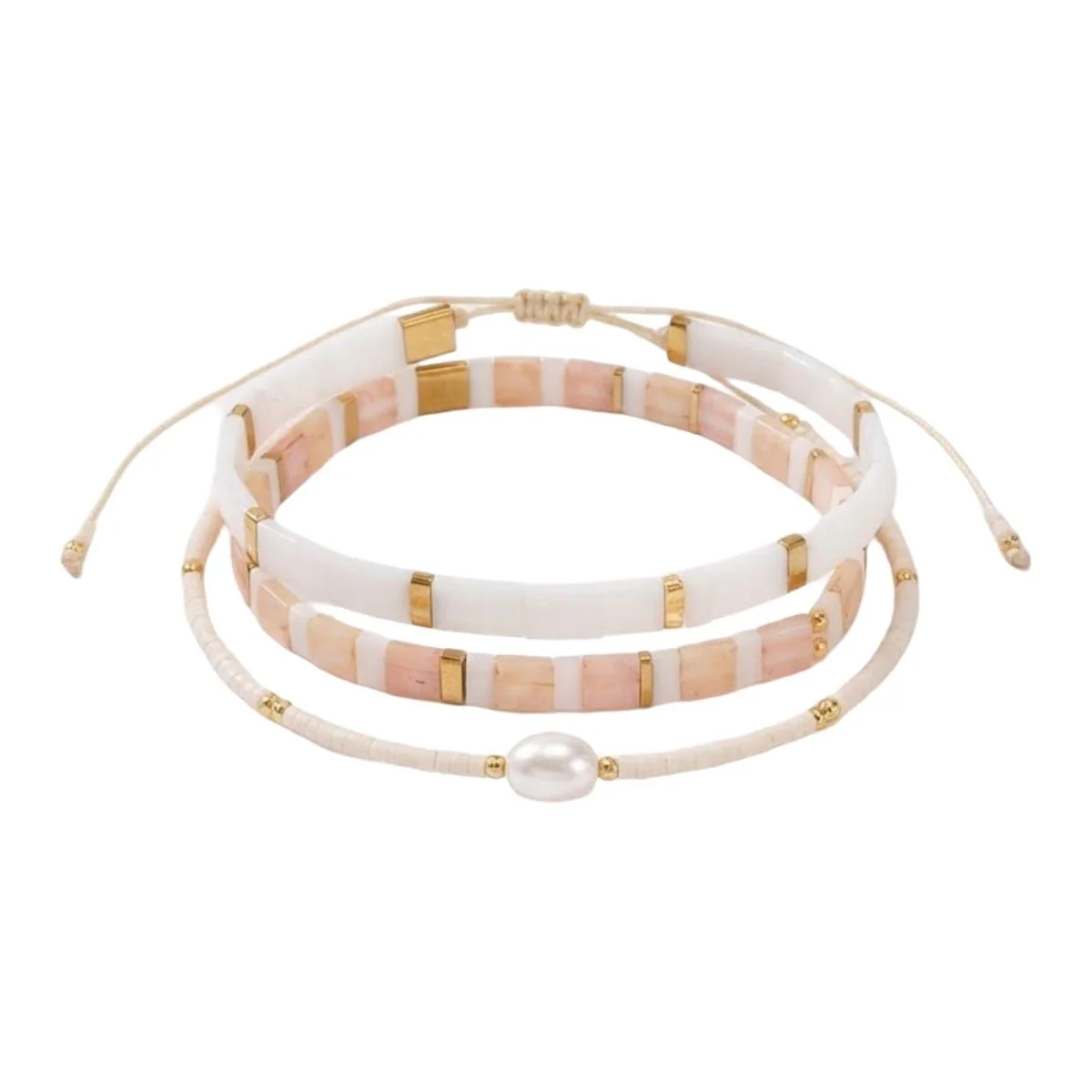 Bracelet multi-rangs en perles du japon, perles coquillage, tons crème et rose, fermoir réglable, détails dorés, modèle Hinano