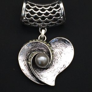 Bijou d’écharpe – Coeur