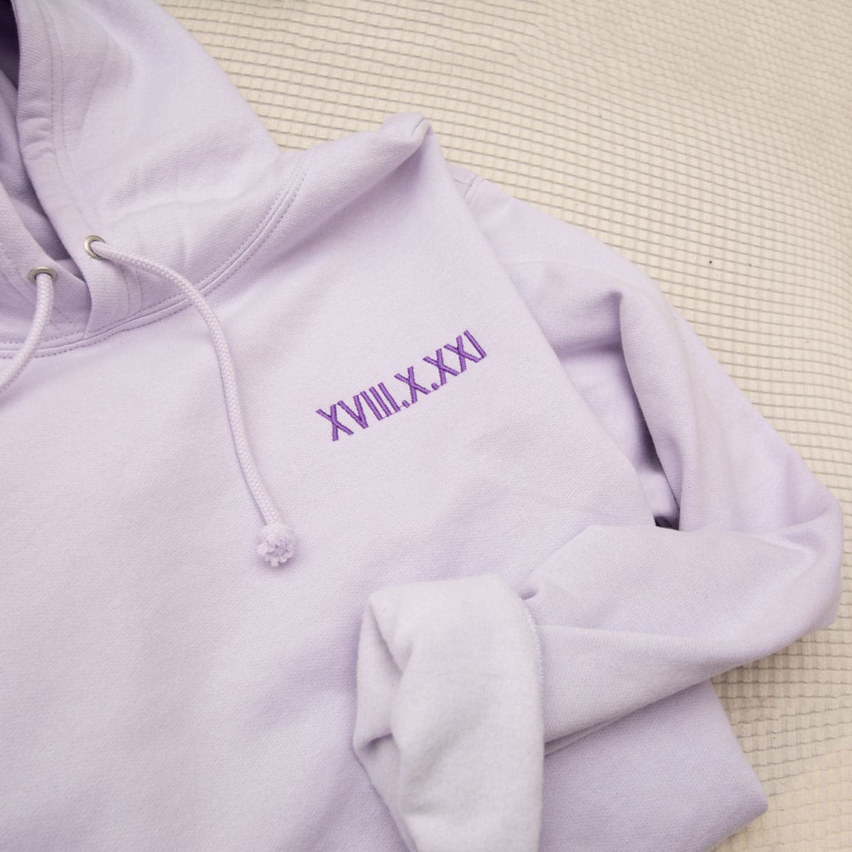 Sweat personnalisé homme femme broderie chiffres romains – Image 3